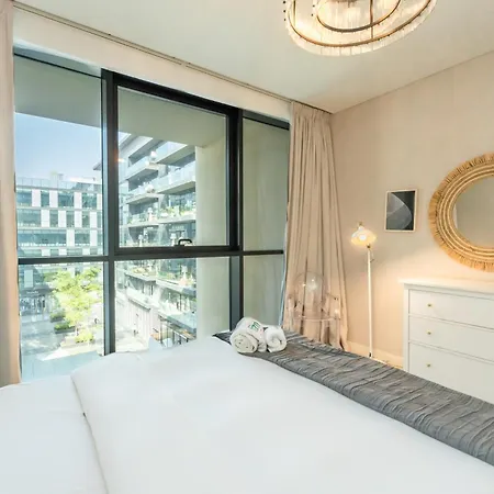 Fam Living City Walk - Opposite City Walk Mall - 2A Dubai Exterior photo