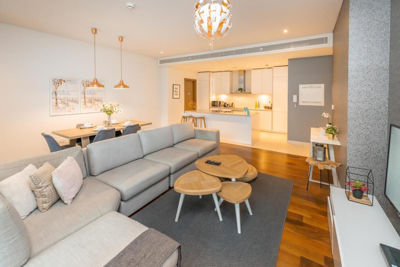 Апартаменты Fam Living Walk - Opposite Walk Mall - 2a *